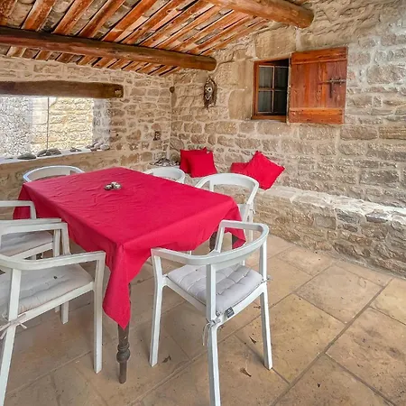 In With Wifi * Barjac (Gard)