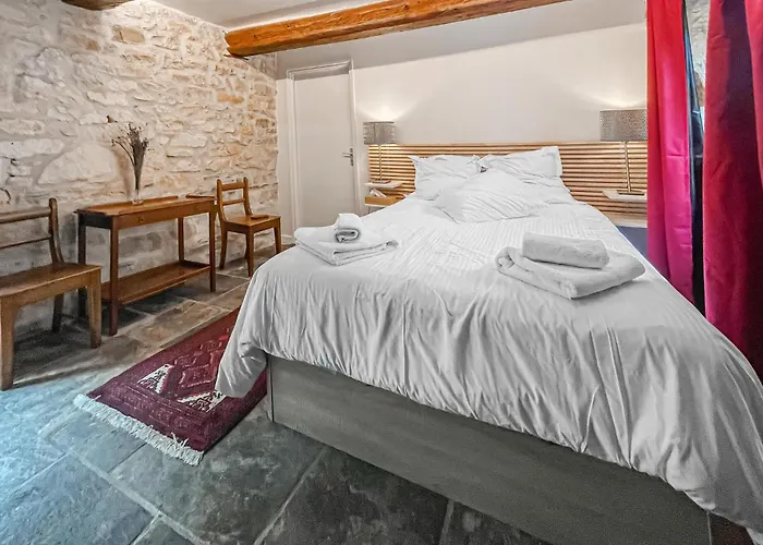 Hébergement de vacances In With Wifi *