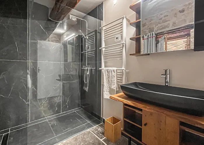 In With Wifi Hébergement de vacances Barjac (Gard)