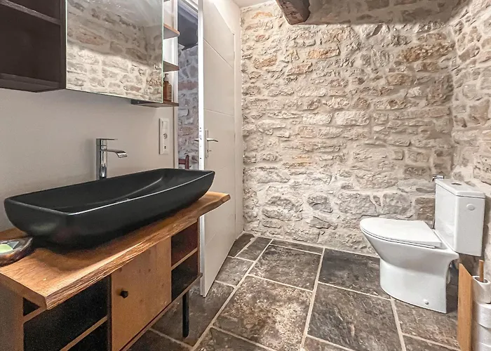 In With Wifi Hébergement de vacances